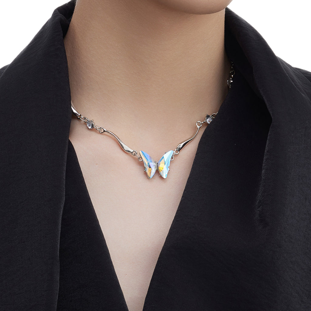 Gradient Bbutterfly Metal Irregular Clavicle Necklace
