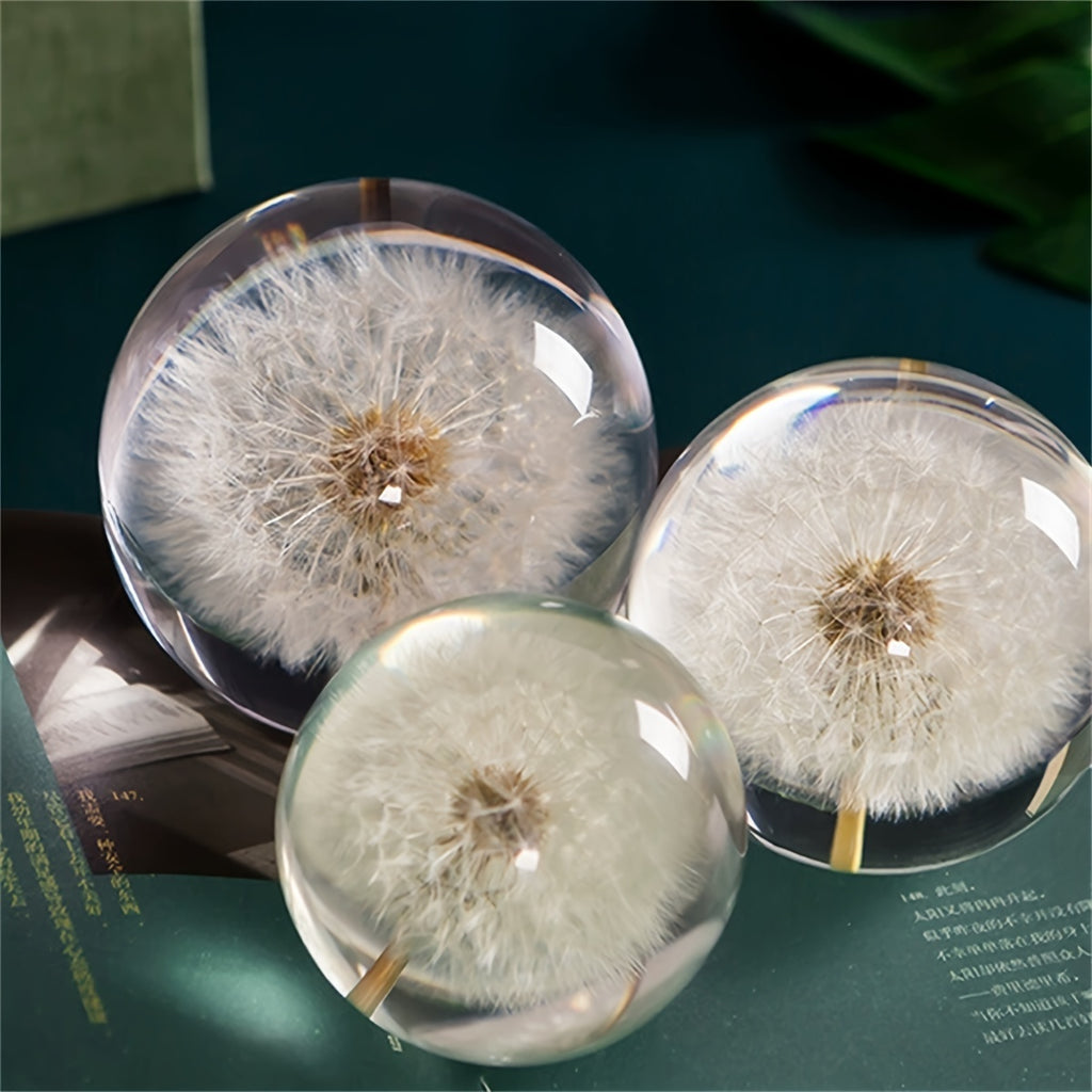 A Real Dandelion Crystal Ball, Resin Lens Natural Plant Specimen Flower Crystal Ball, Christmas Love Gift Home Decoration Craft Ball, Paper Town Table Decoration, Christmas Decoration 2.76in